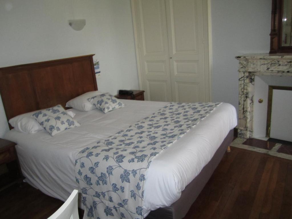 Hotel Arlequin Troyes Room photo