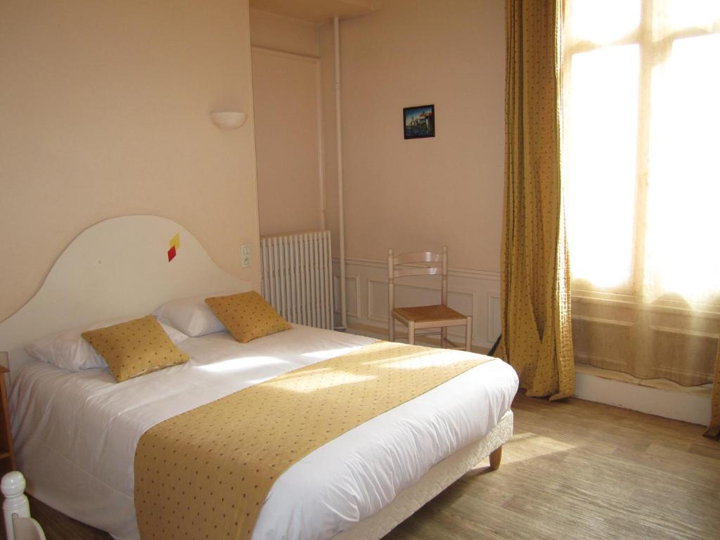 Hotel Arlequin Troyes Room photo