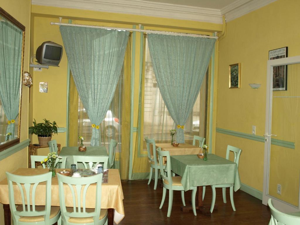 Hotel Arlequin Troyes Exterior photo